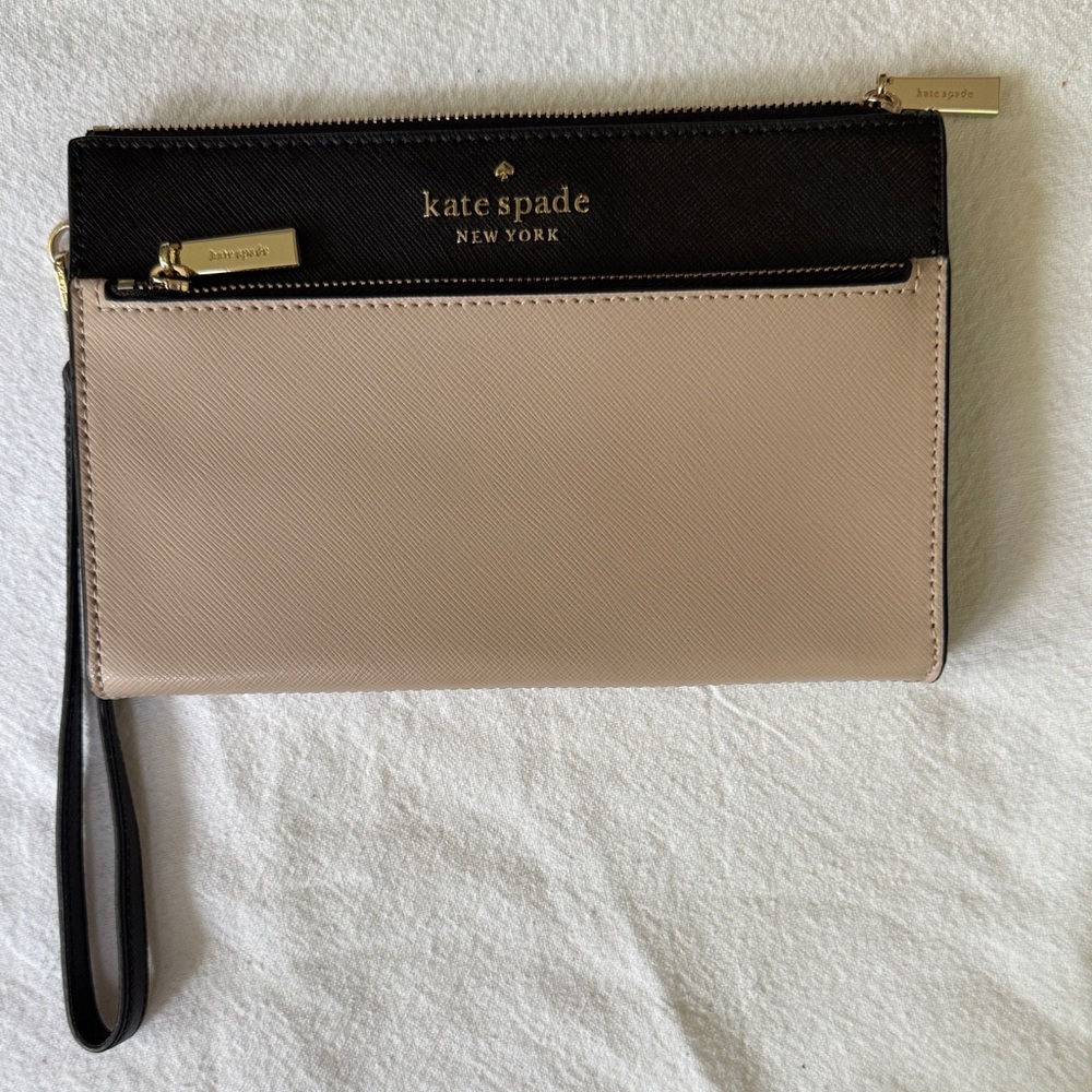 Kate Spade wristlet